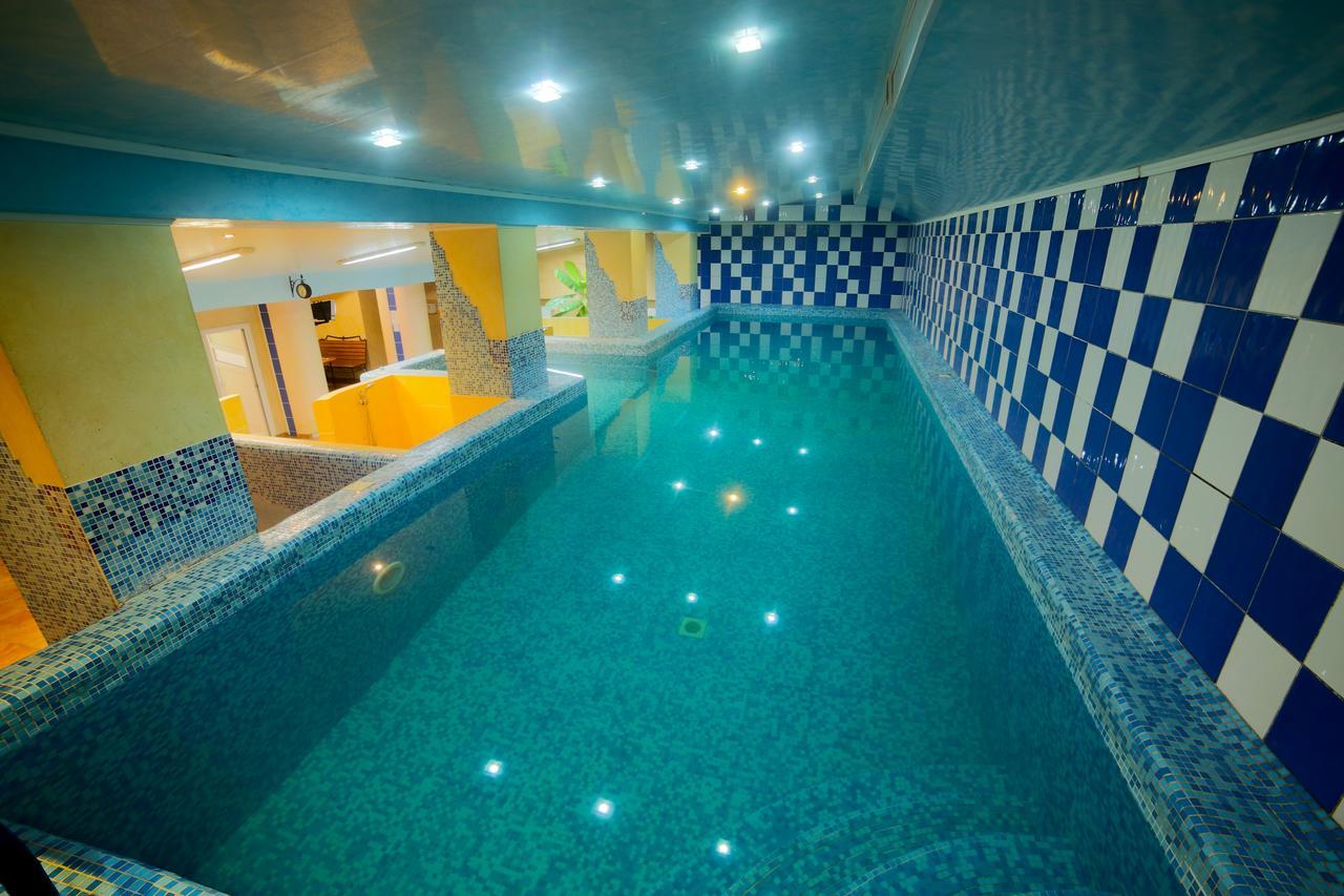 Malyvo Hotel Dilyatyn 외부 사진