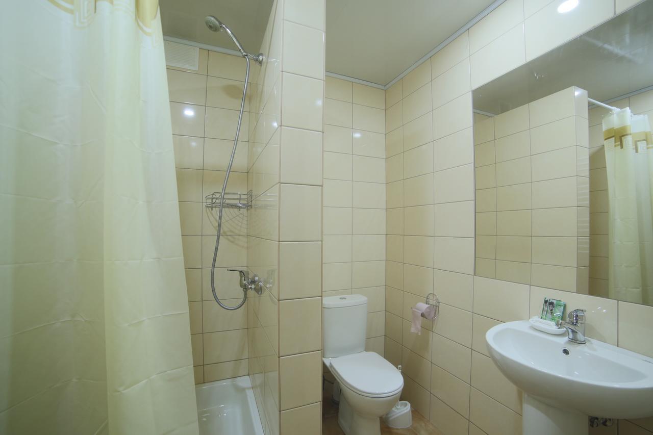 Malyvo Hotel Dilyatyn 외부 사진