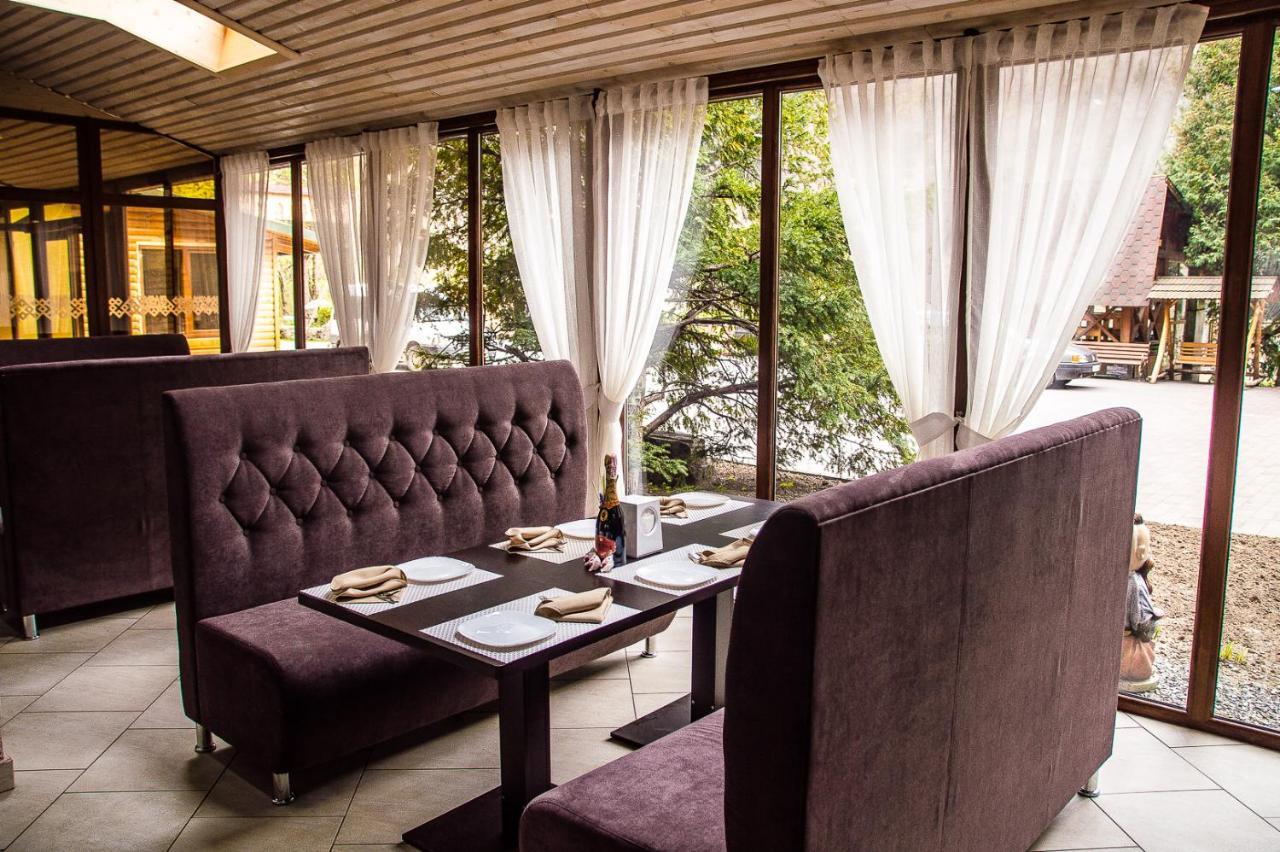 Malyvo Hotel Dilyatyn 외부 사진